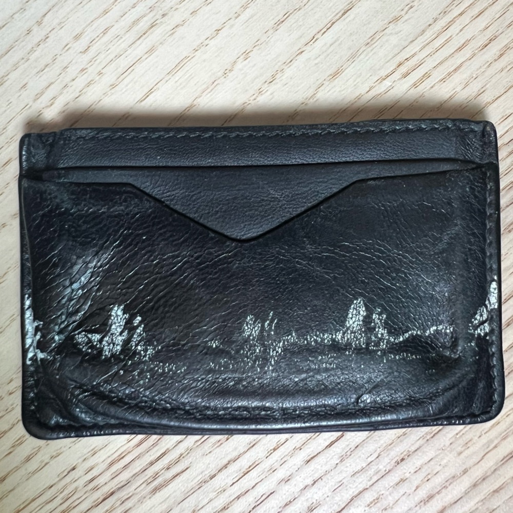 ALEXANDER MCQUEEN Ribcage Embossed Black Leather Card Holder - Picture 4 of 9